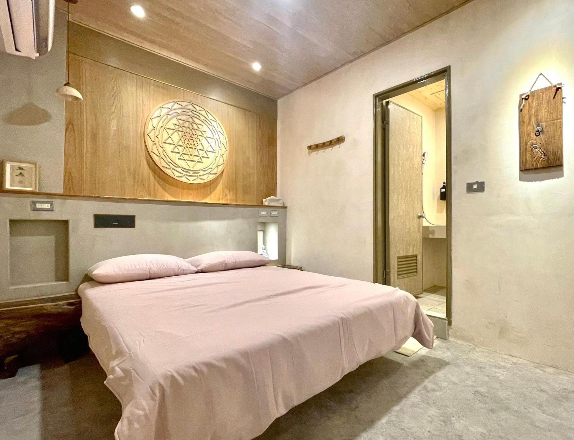 醒覺旅人-訂房後需聯繫轉帳 Apartment ไถหนาน ภายนอก รูปภาพ