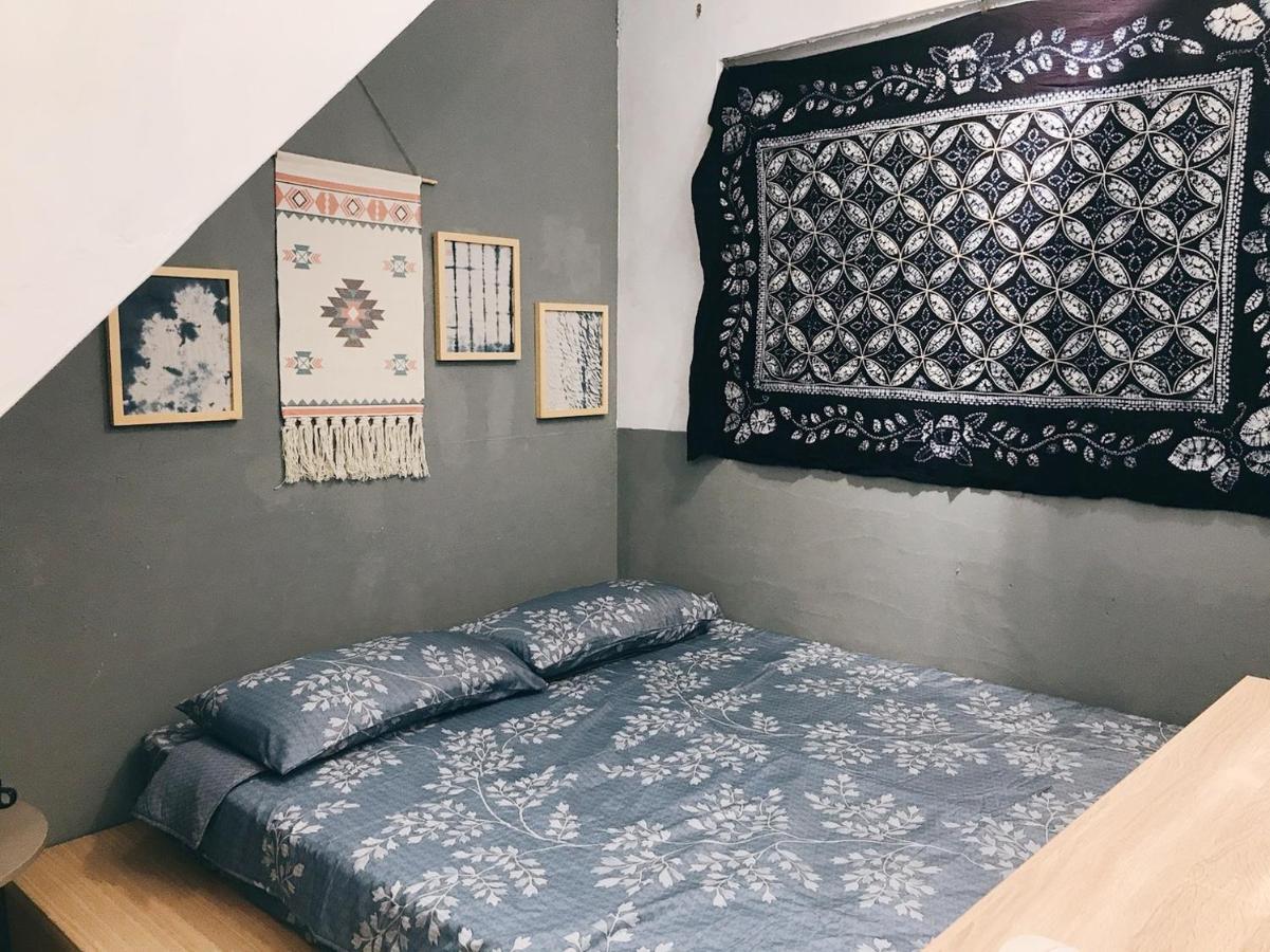 醒覺旅人-訂房後需聯繫轉帳 Apartment ไถหนาน ภายนอก รูปภาพ